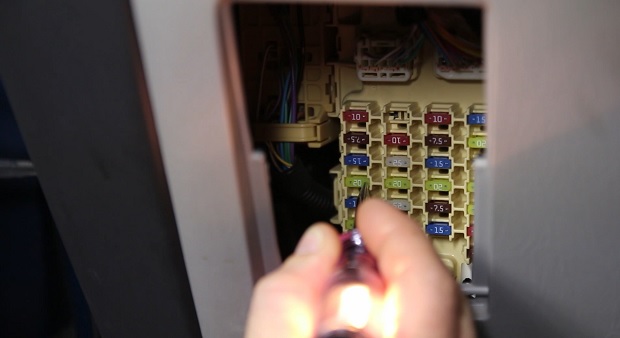 Test Fuses with Your Circuit Tester to Find Constant Fuses