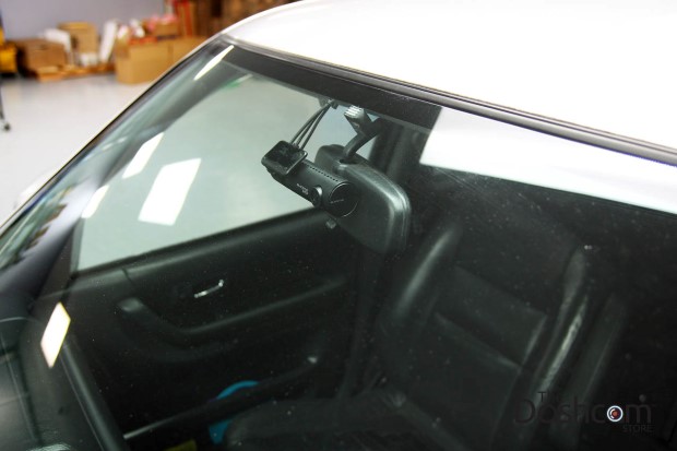 BlackVue DR430-2CH dash cam installed in Honda CR-V SUV
