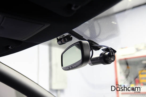 BlackVue DR650S-2CH-IR dashcam installed in Nissan GTR